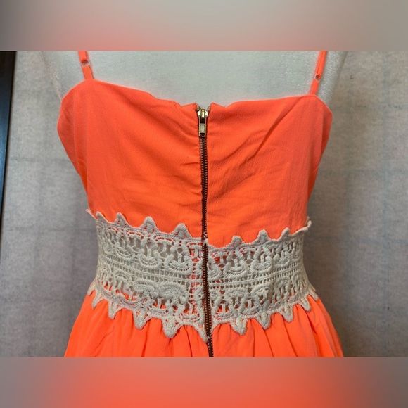 Live 4 Truth Orange Spaghetti Strap Short Jumpsuit Women's Size M BWT - Picture 11 of 12